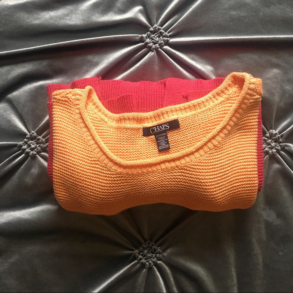 CHAPS Orange/red two toned knot sweater, deep cut